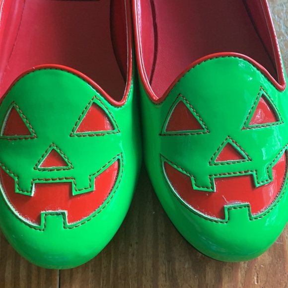 Strangecvlt LYDIA POISON APPLE Green Patent Flats - Picture 8 of 8